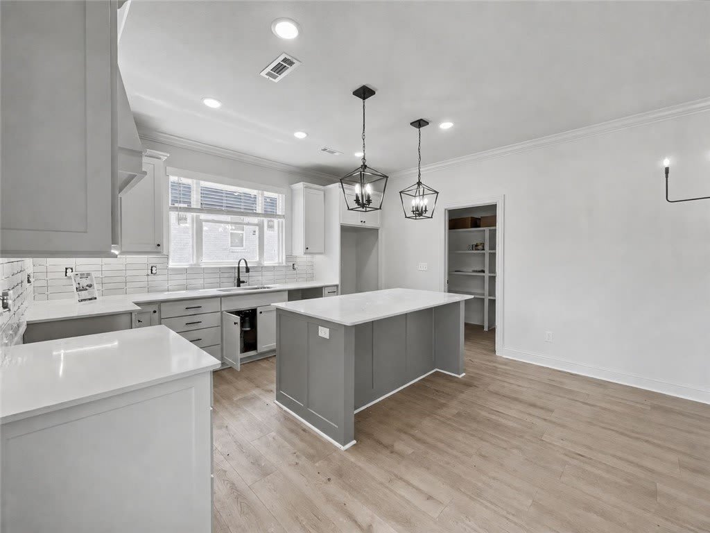 6800 SW Basswood Avenue – photo 5