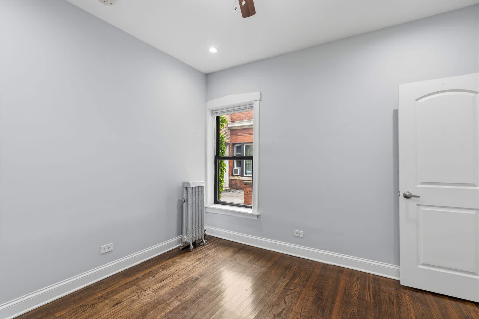4707 N Albany Ave – photo 5