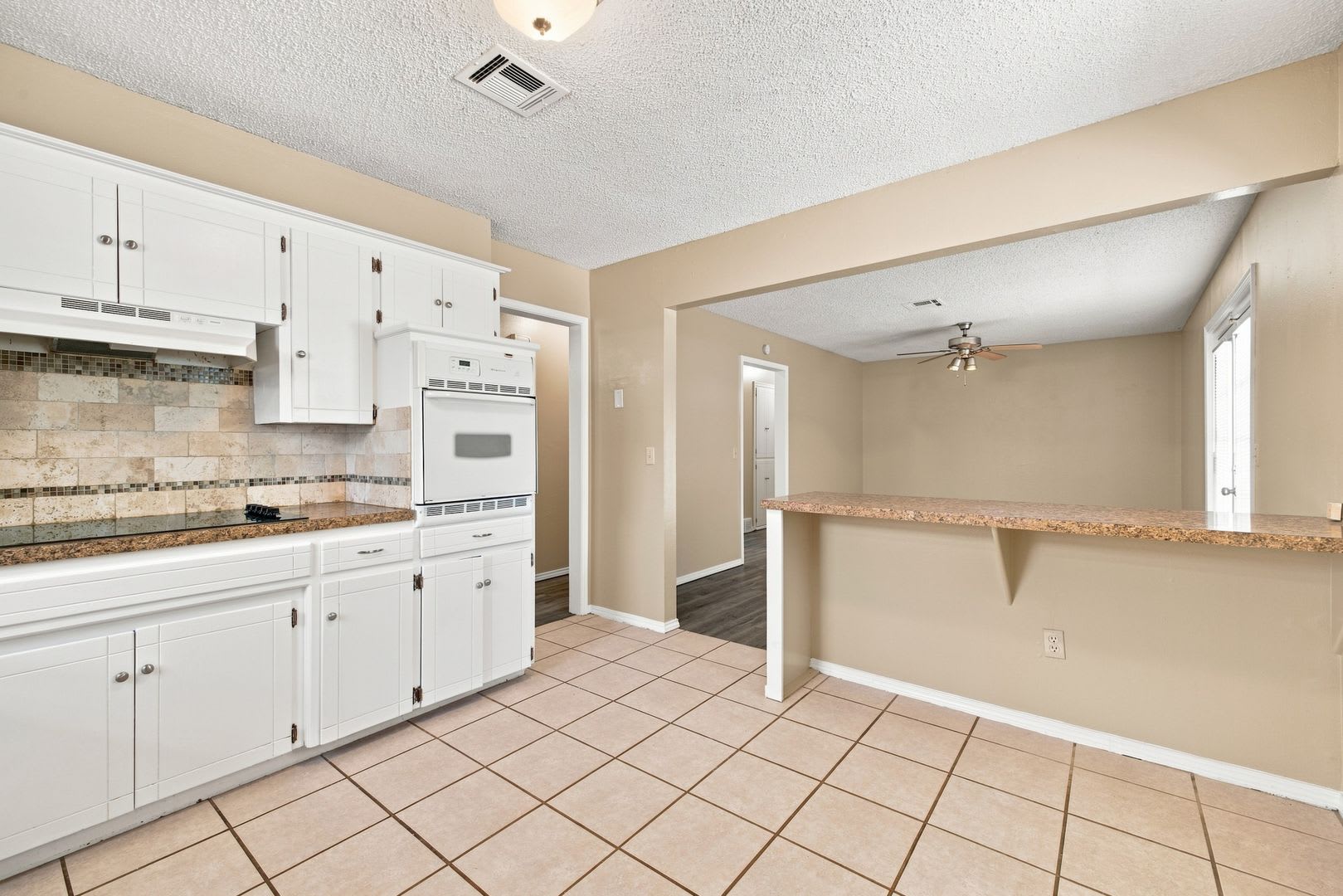 3 Bedroom 2 Bathroom – photo 2