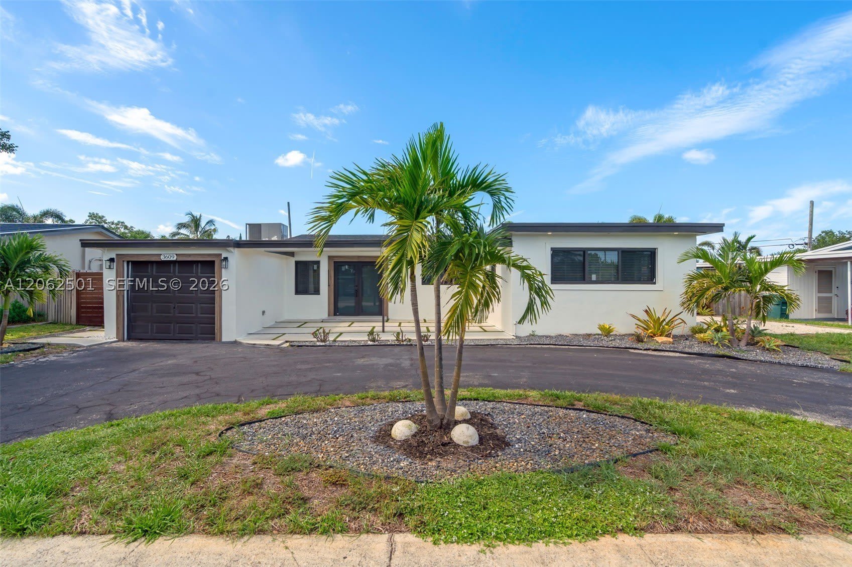 3609 SW 23rd St – photo 1