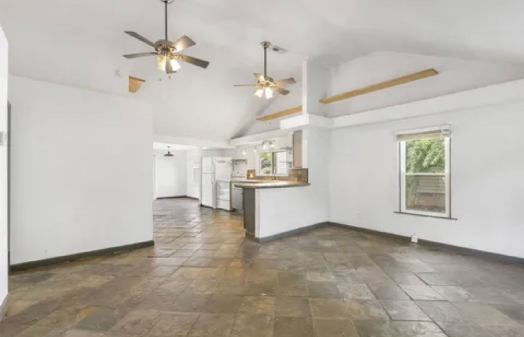 3 Bedroom – photo 3
