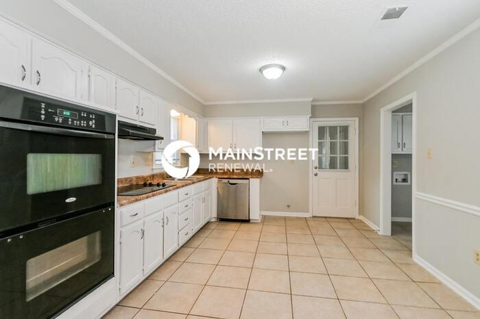 7056 Atherton Cove – photo 5