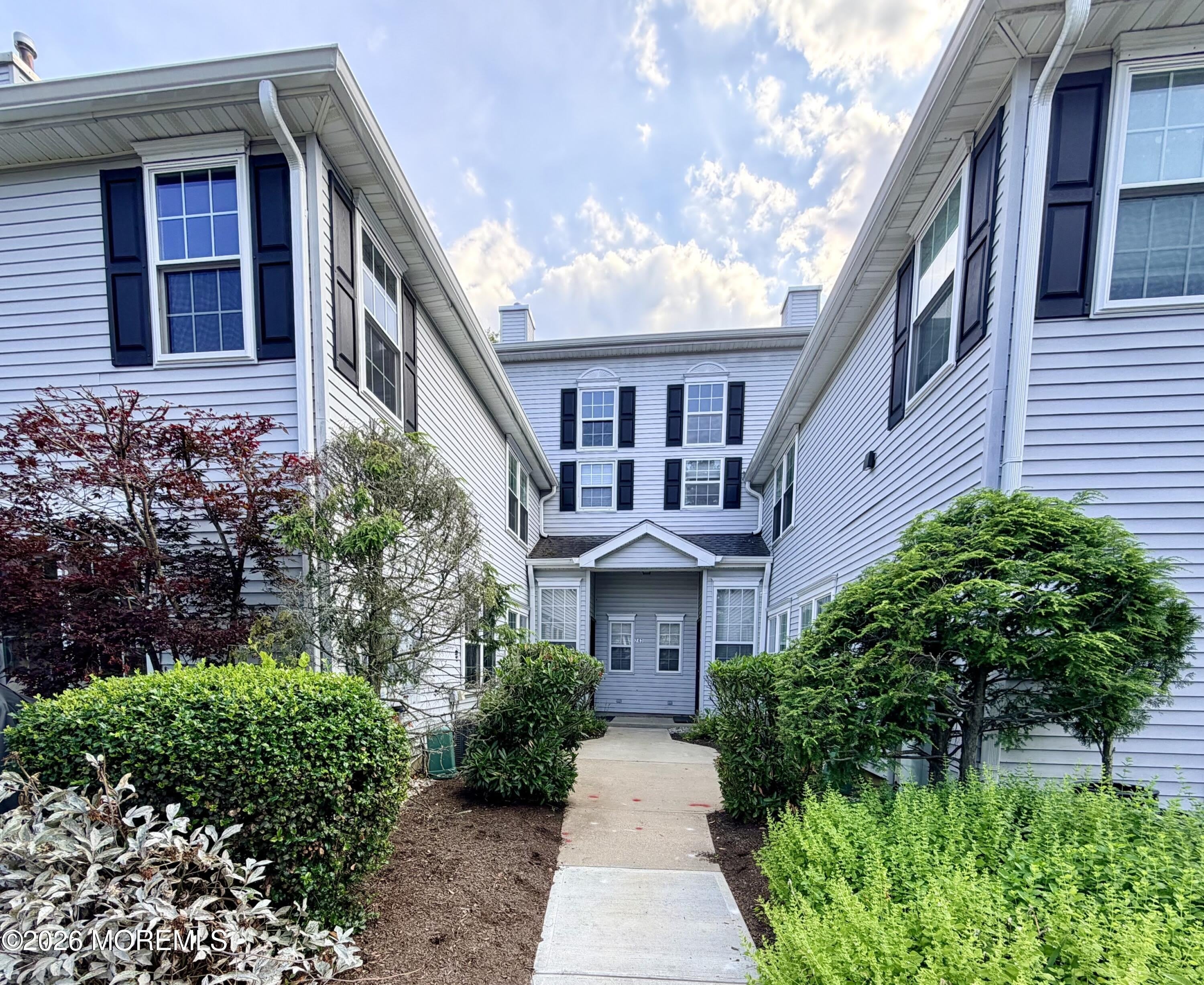 743 Banyan Court – photo 2