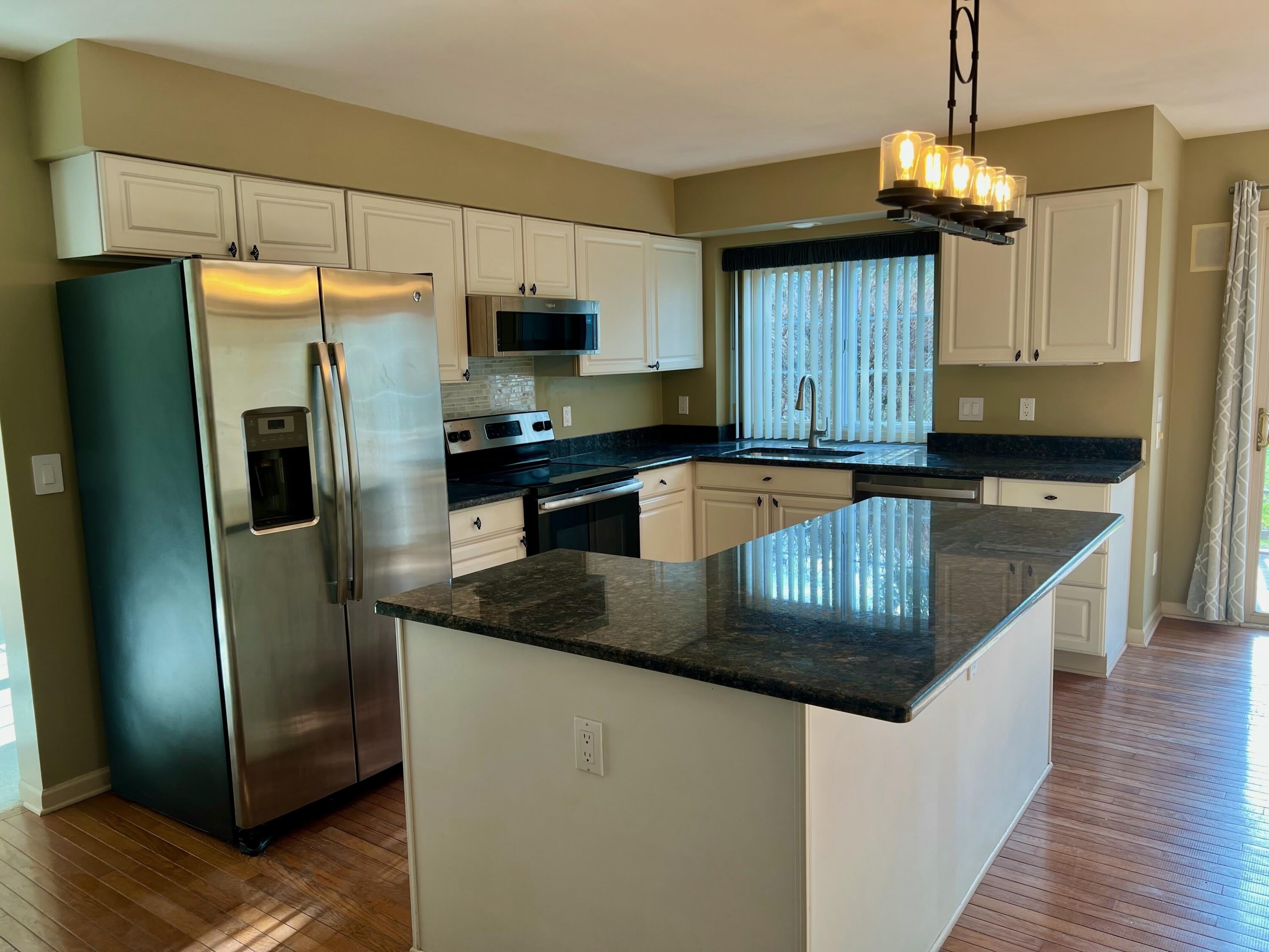 16185 Country Knoll Drive – photo 5