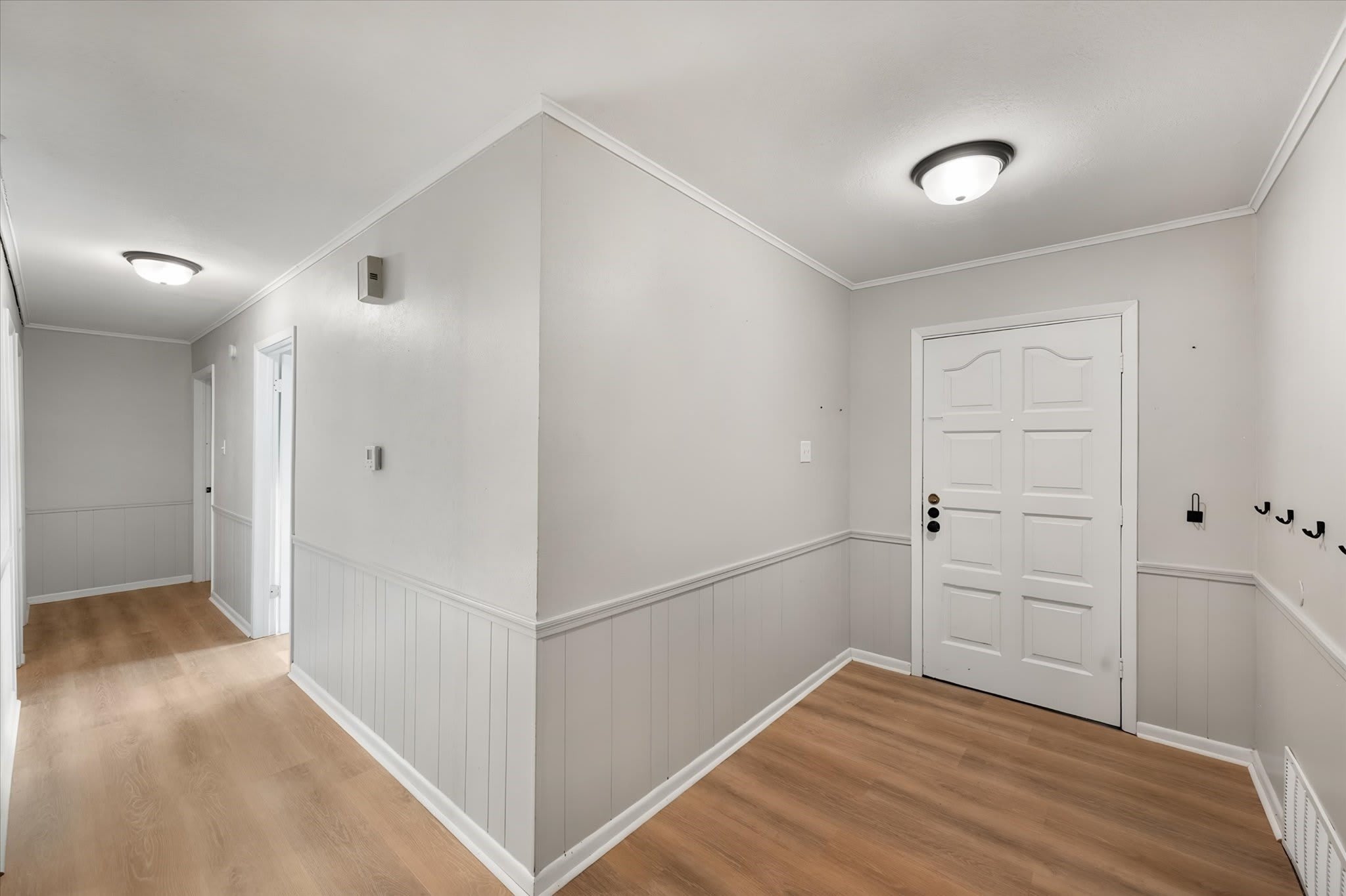 2604 Fairmont Circle – photo 3