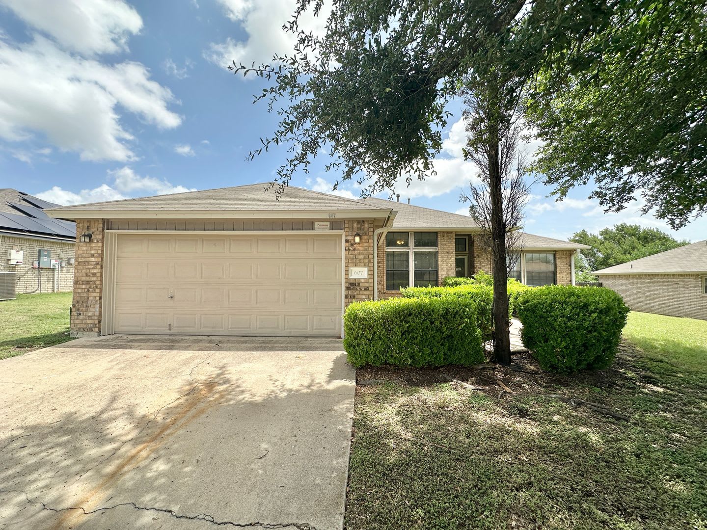 607 Hogan Drive – photo 2