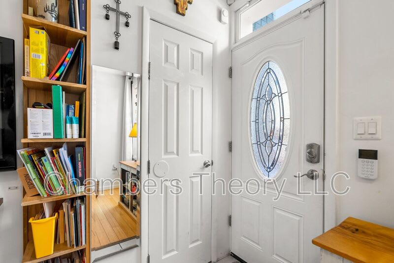 219 Parker St. NE – photo 5