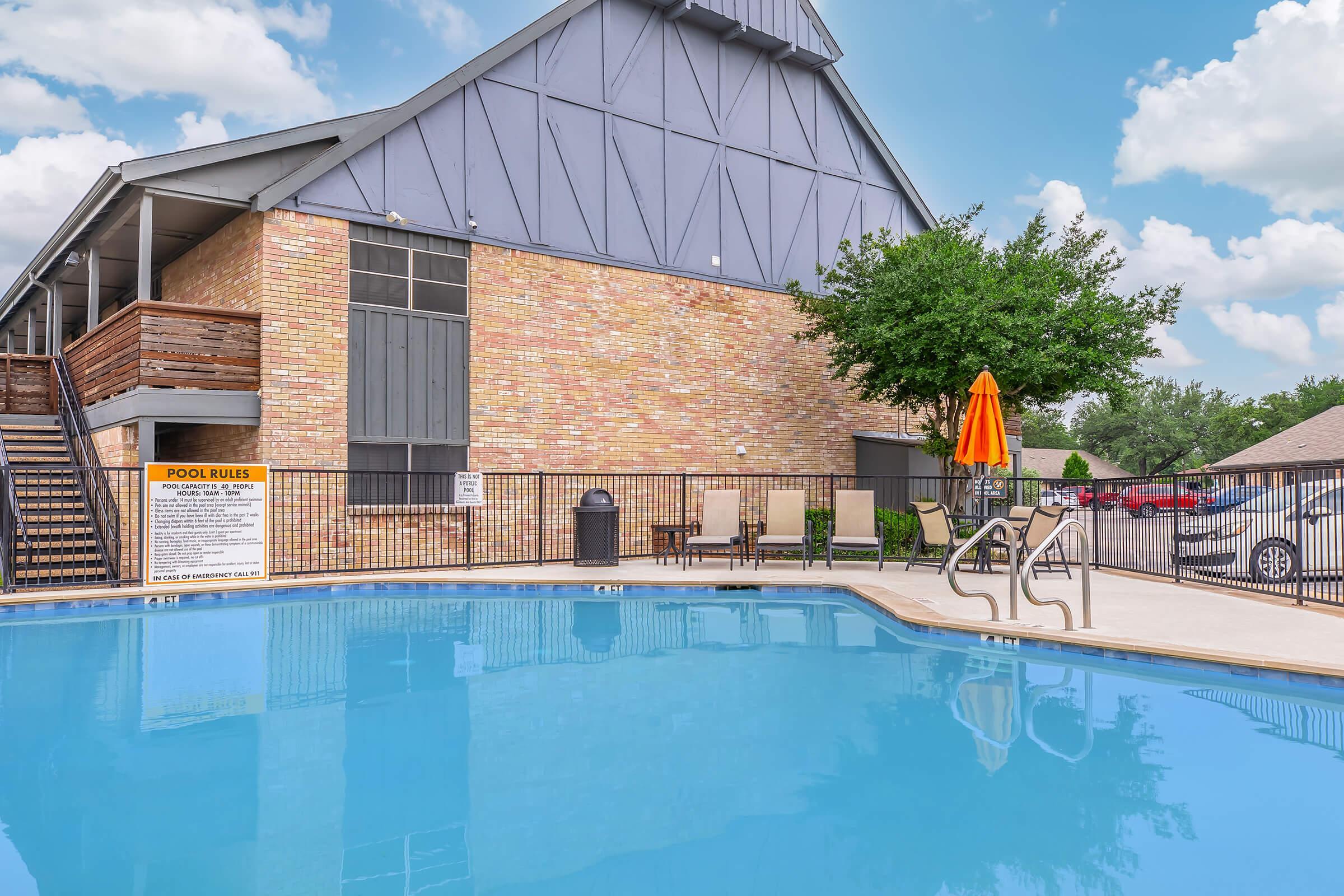Camelot Apartments – photo 4