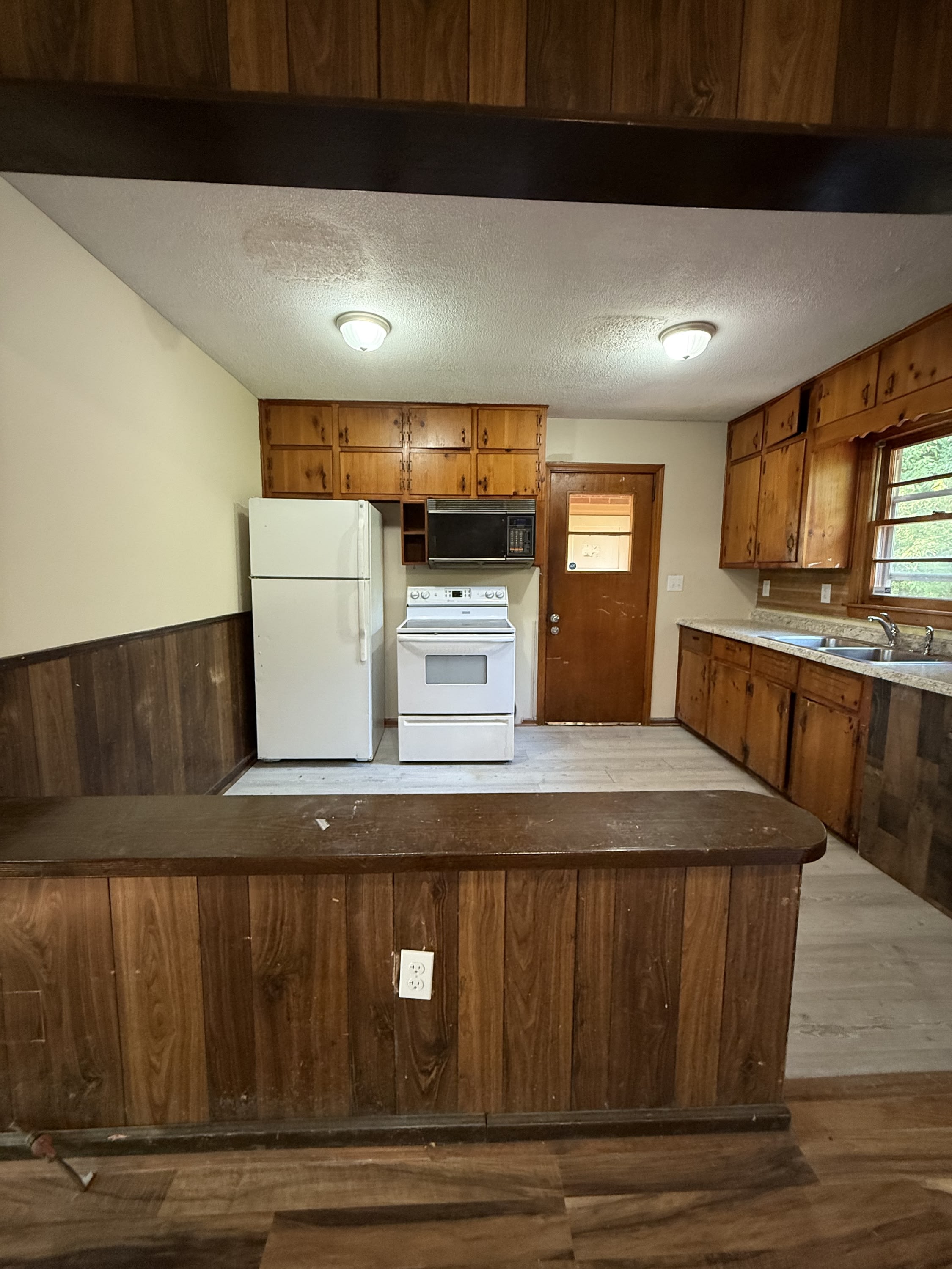 317 Sunhill Road Northwest – photo 4