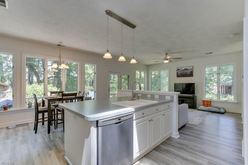 132 Causeway Drive – photo 2