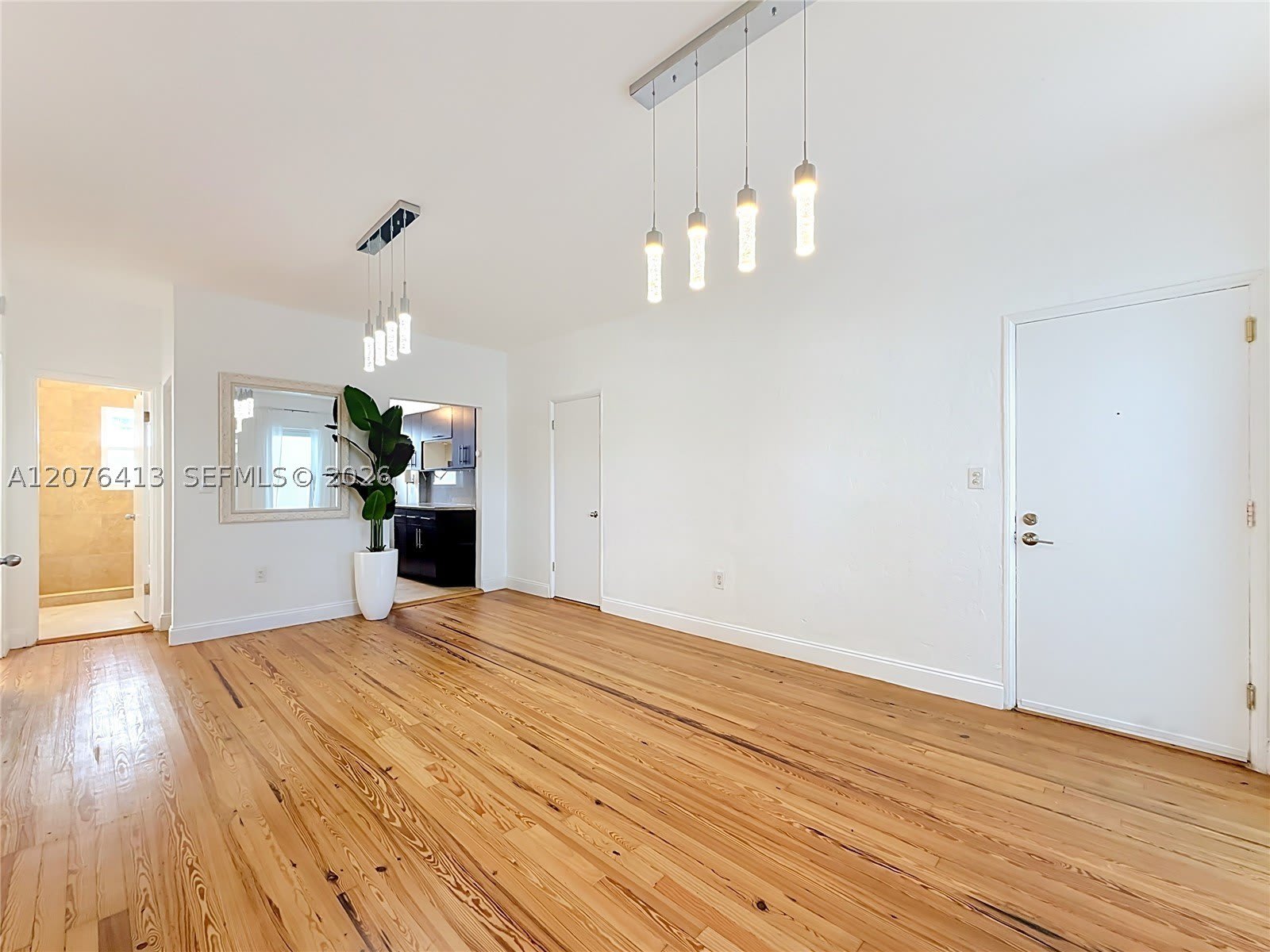2463 Pine Tree Dr – photo 4