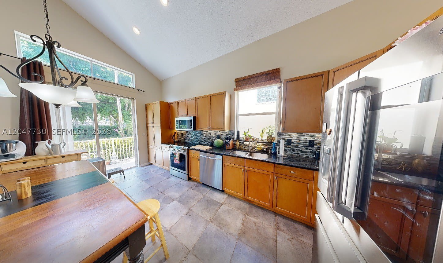 9640 Wyeth Ct – photo 5