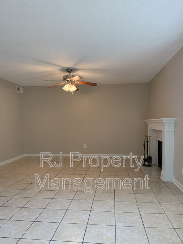 3400 Lord Dunmore Cv – photo 5