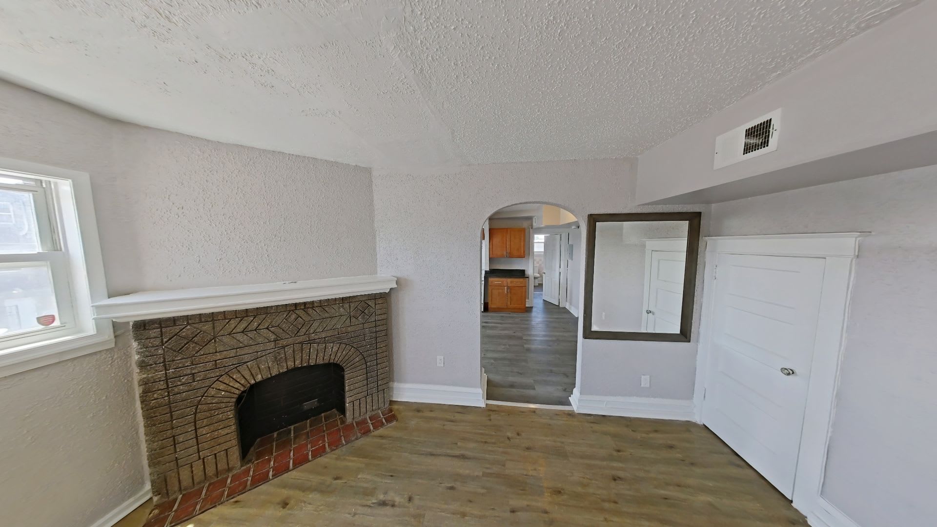 5200 Montour St – photo 2