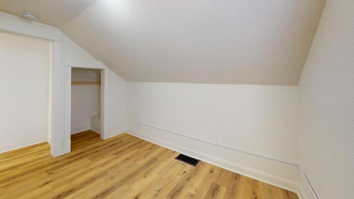 106 4th Street Northeast – photo 4