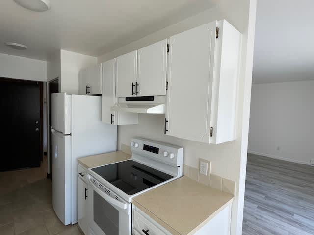 2181 NW Mast PlaceApt. C – photo 4