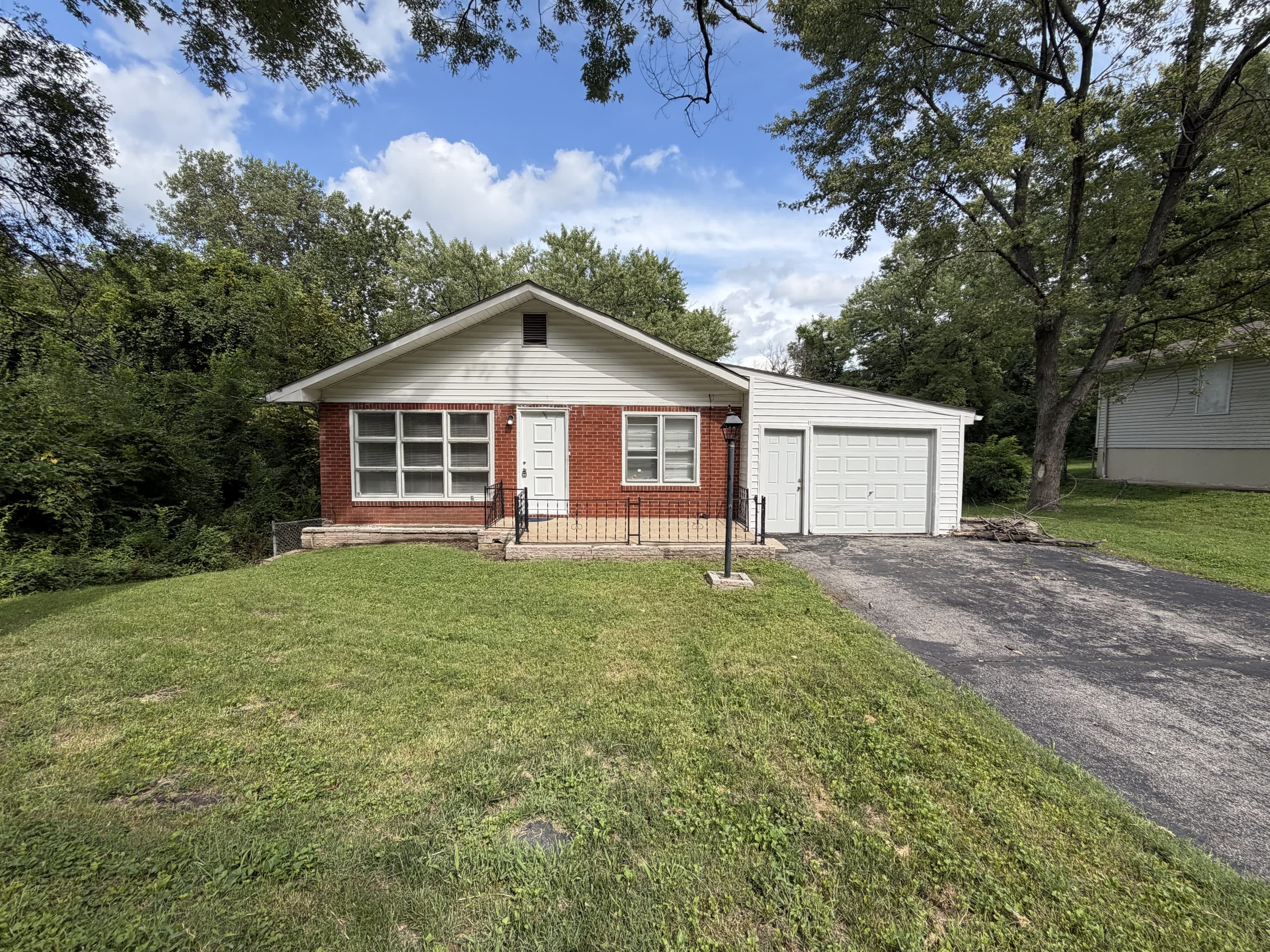 6150 Dupree Avenue – photo 2