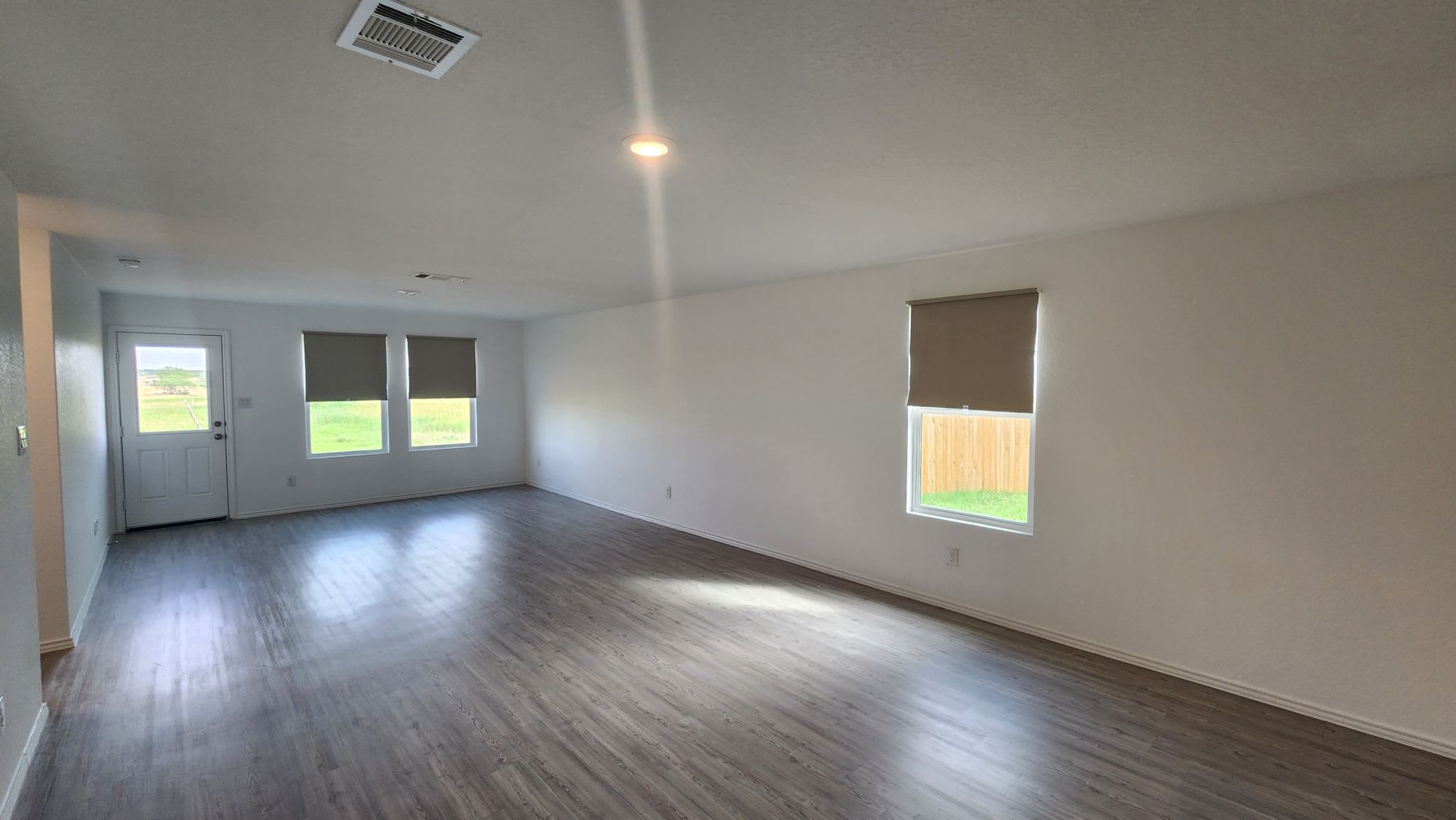Paloma /Converse Tx- For Rent 2815 Charpak Dr Converse, TX 78109 – photo 5