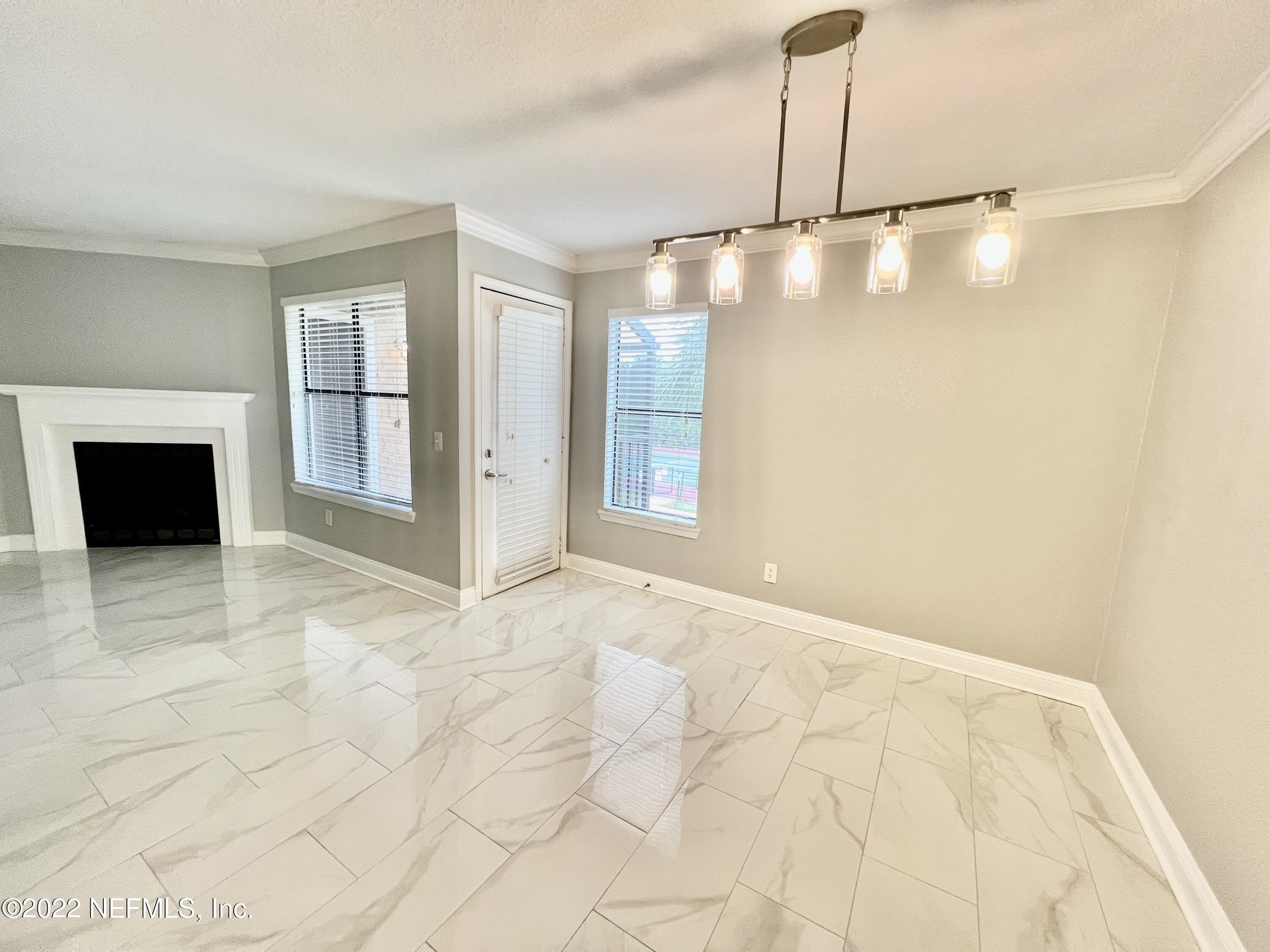 887 CORAL REEF Way – photo 4