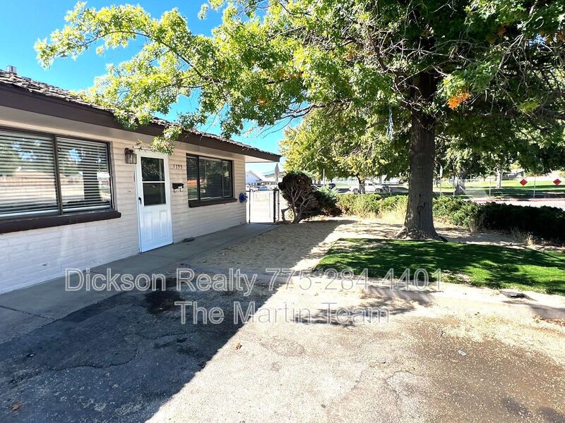 1799 York Way – photo 2