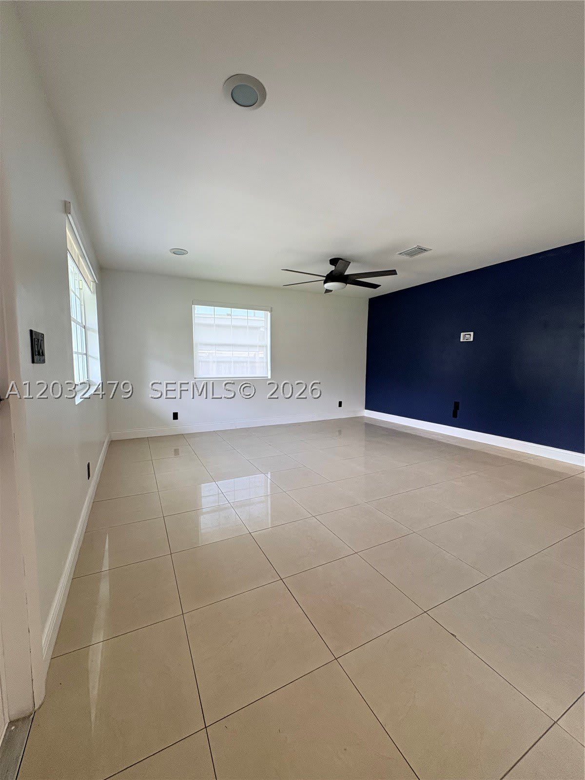 1116 N 61st Ave – photo 5
