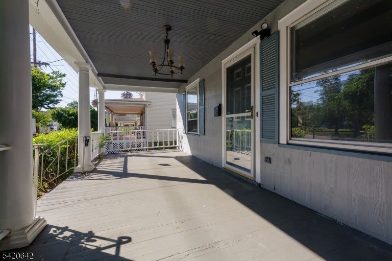 606 N Washington Ave – photo 2