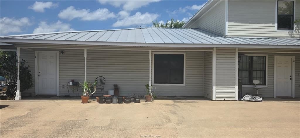 405 Live Oak Street – photo 1