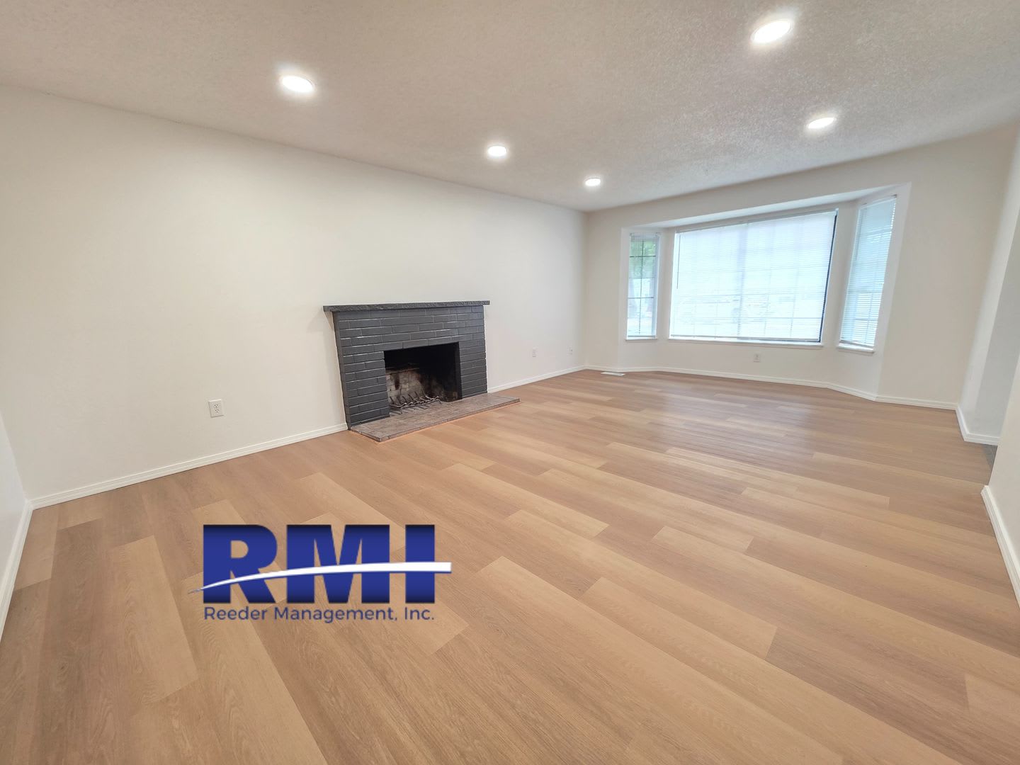 3-bedroom Gem located in the Bethel Valley Community! – photo 3