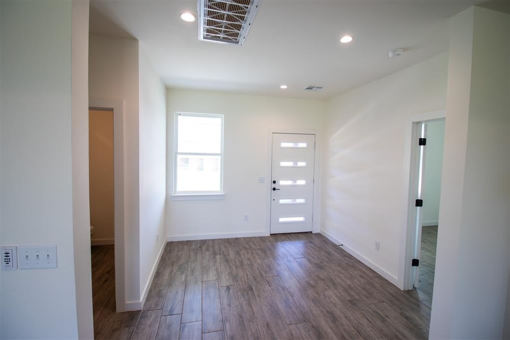 17584 Salma Road – photo 3