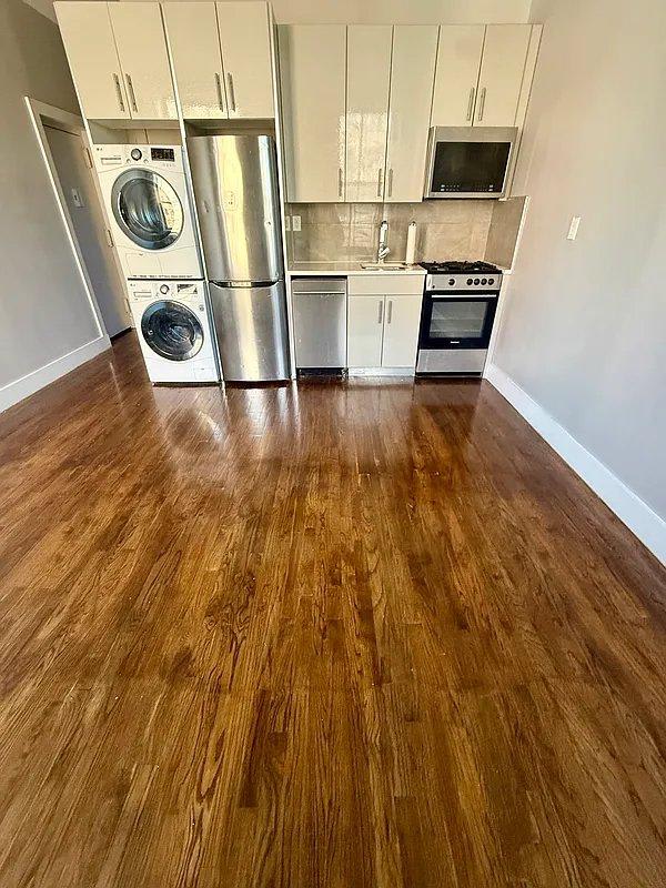 102 East 116Th Street – photo 2