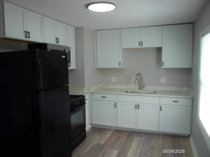 23705 Hill Avenue – photo 4