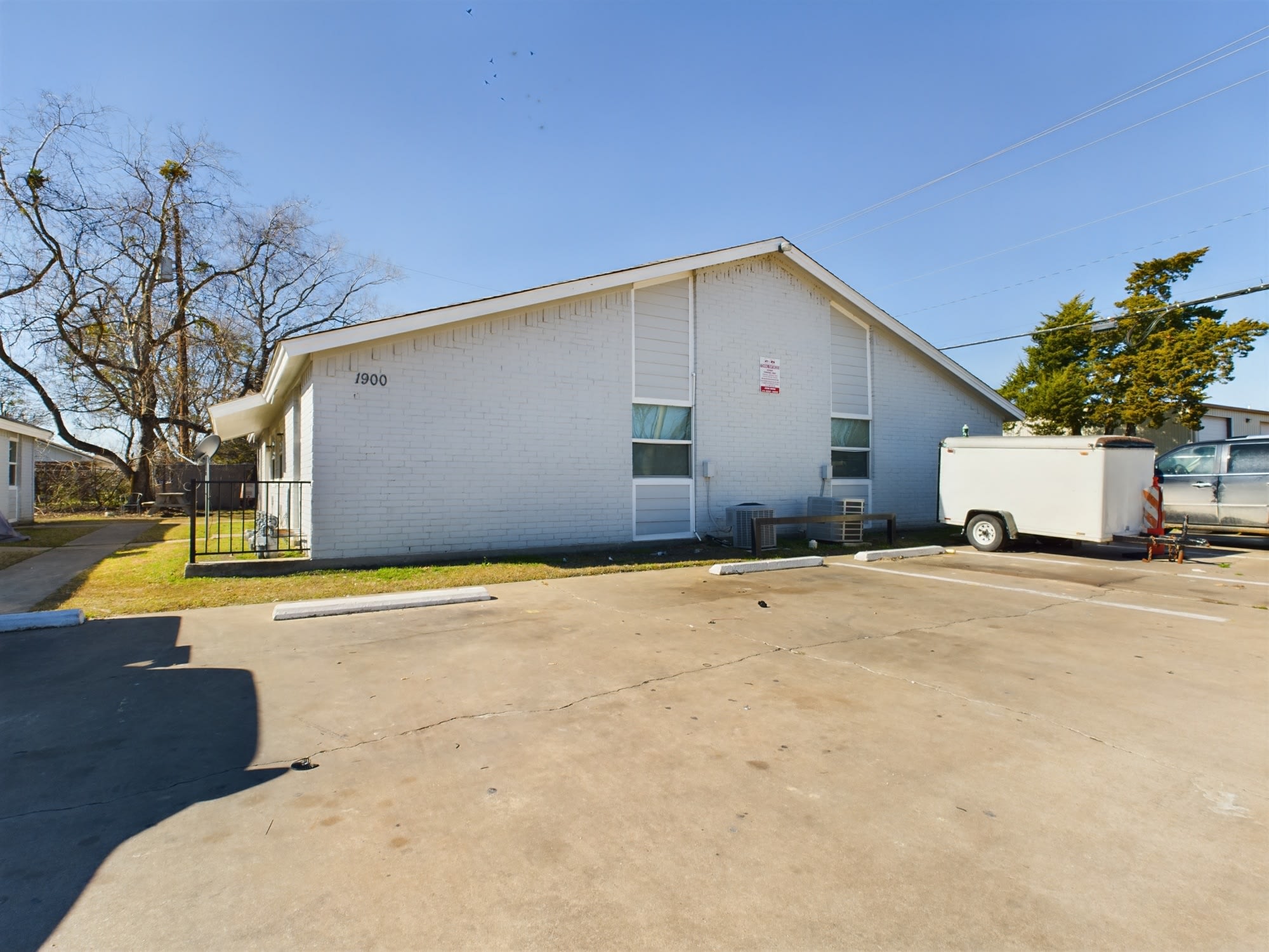 1900 Finfeather Road – photo 2