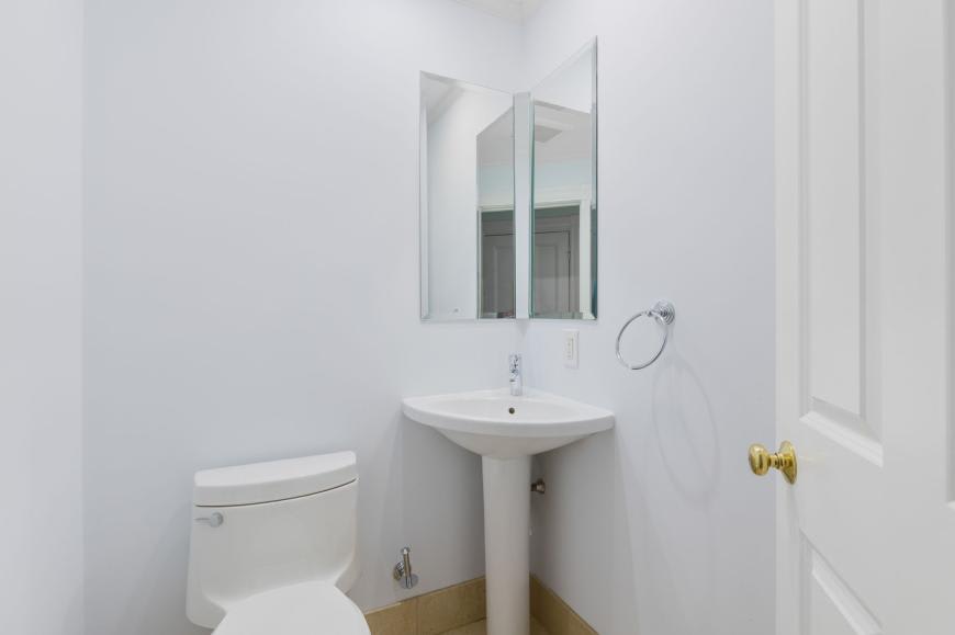 173 Davis – photo 2