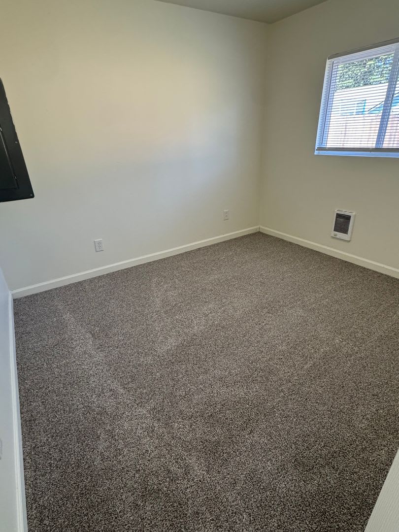 4 BEROOM 1 BATH HOUSE FOR RENT – photo 5