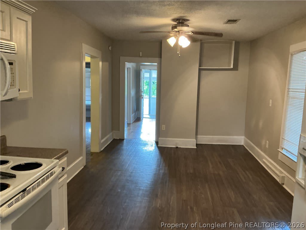 120 W Elwood Avenue – photo 2