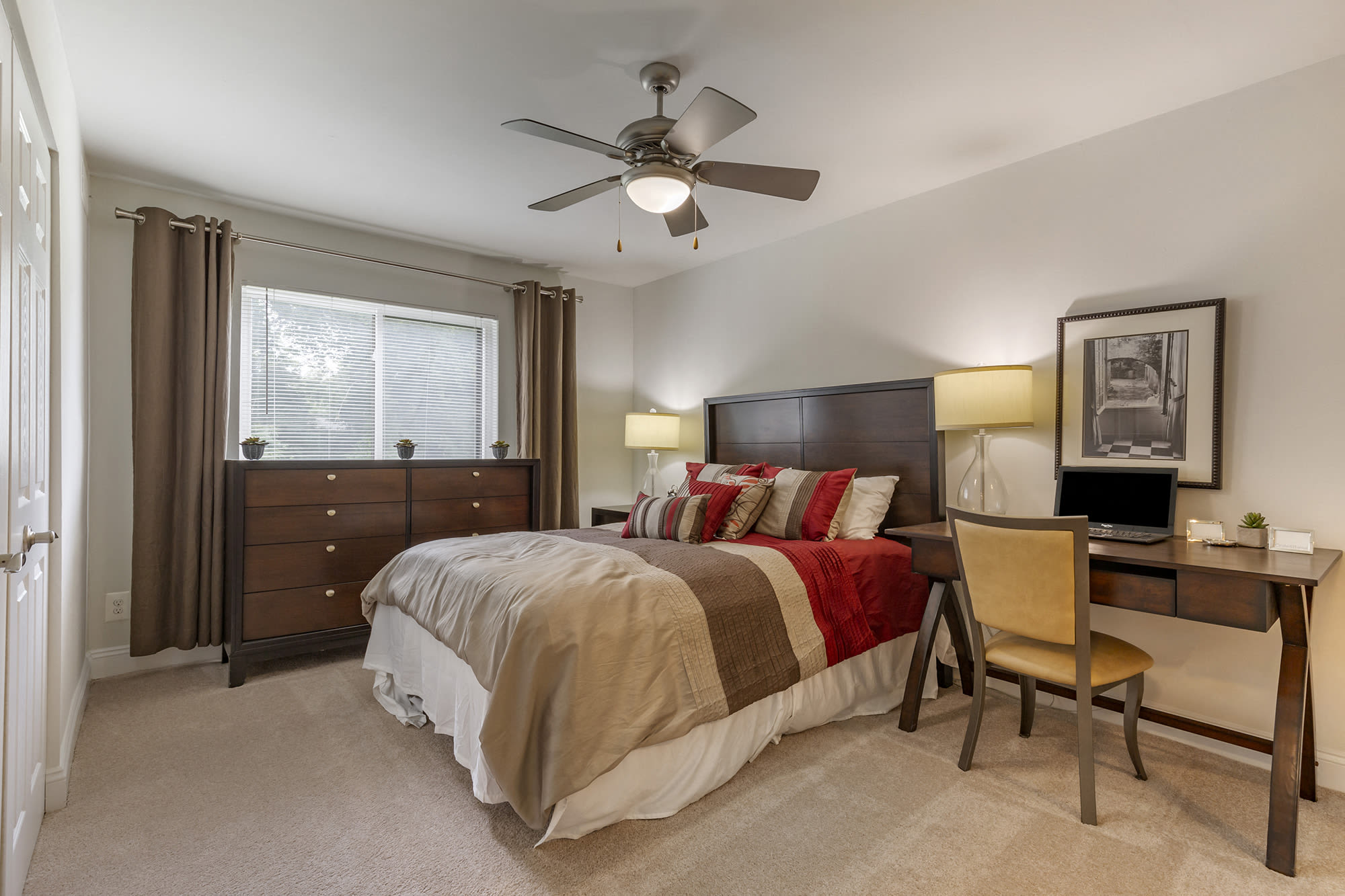 The Apartments at The Sycamores – photo 5