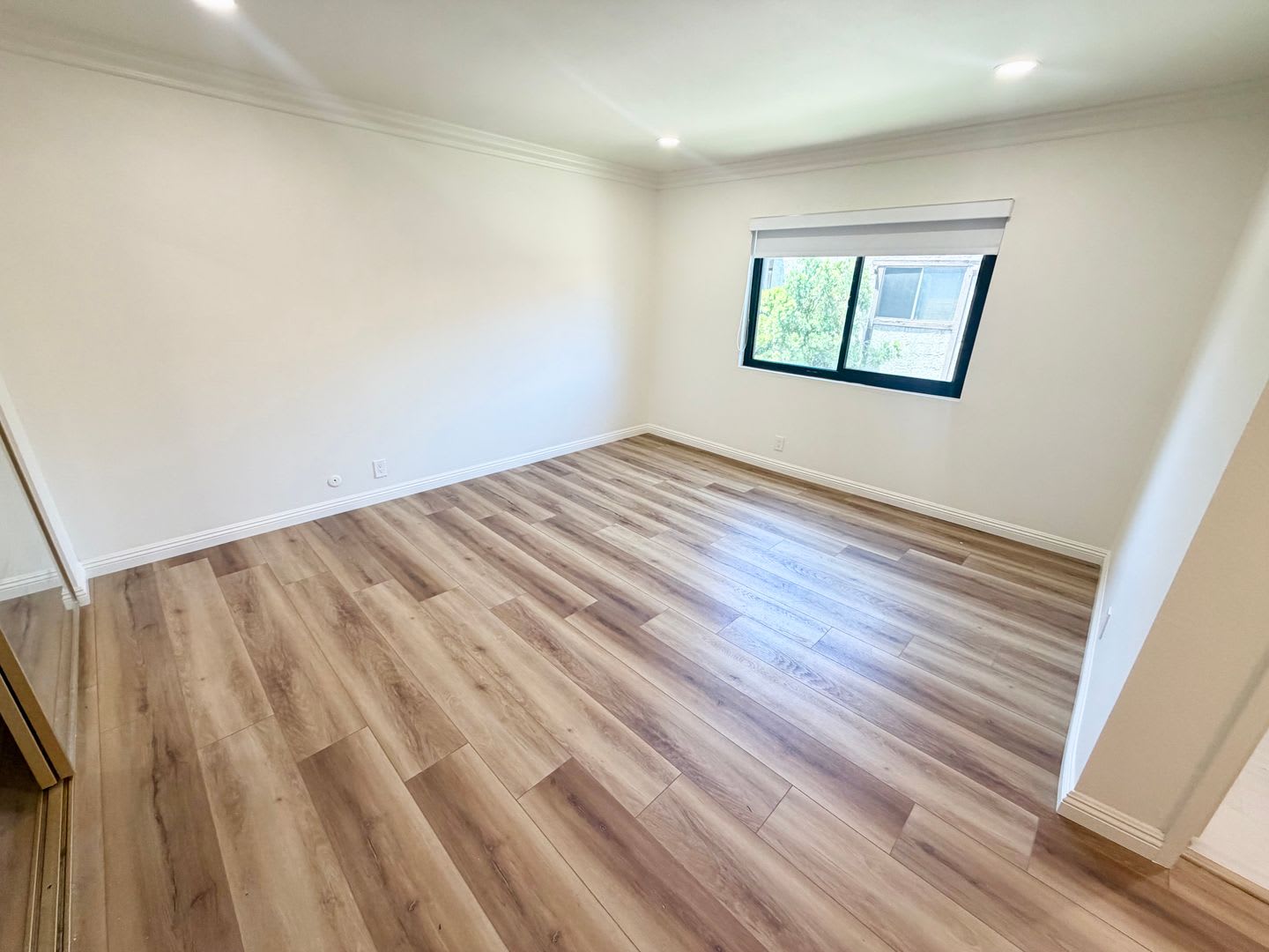 Beautifully Updated 2 Bed, 2 Bath Condo in Pasadena – photo 4