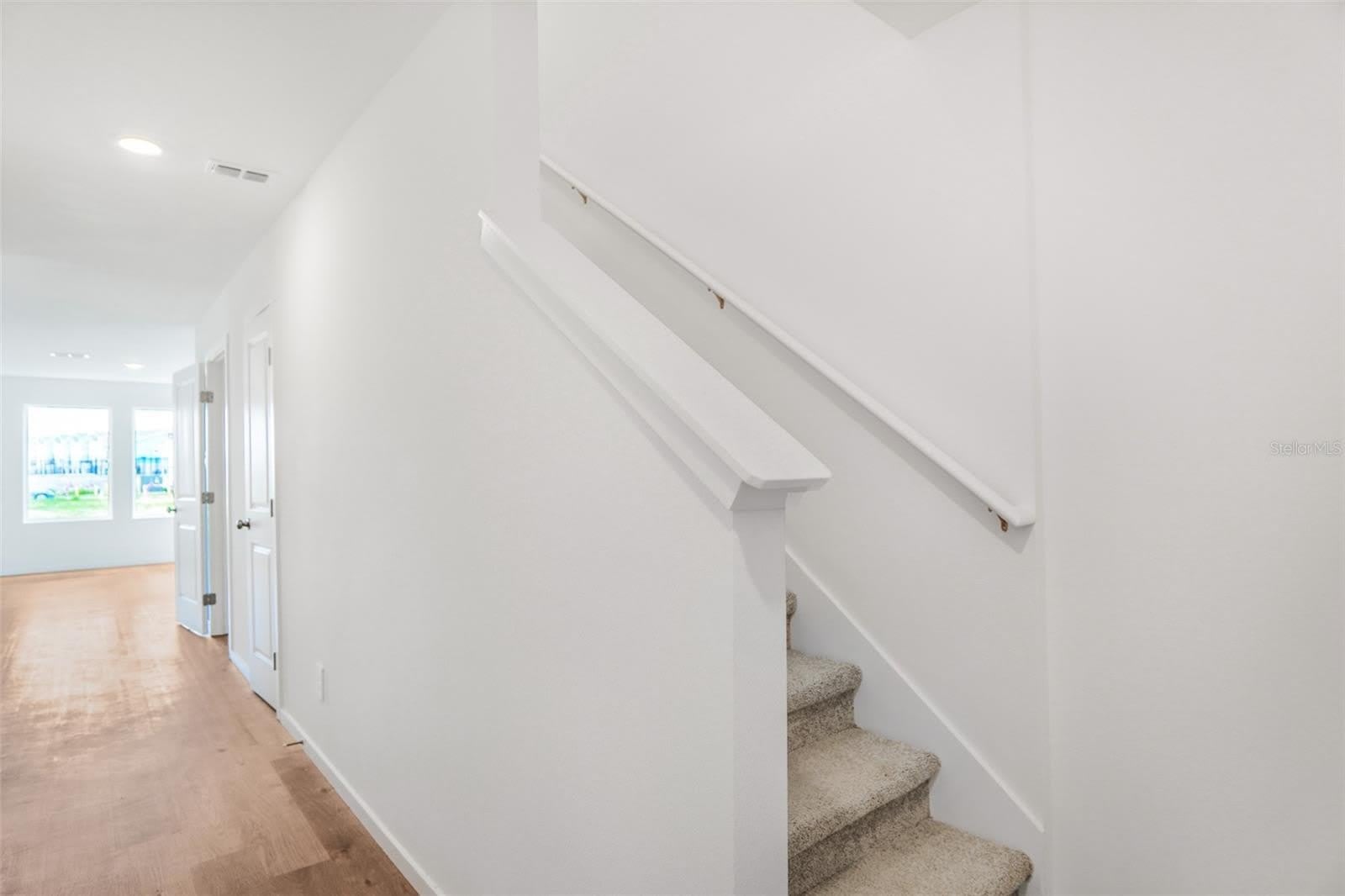 931 PHOENIX Street – photo 3
