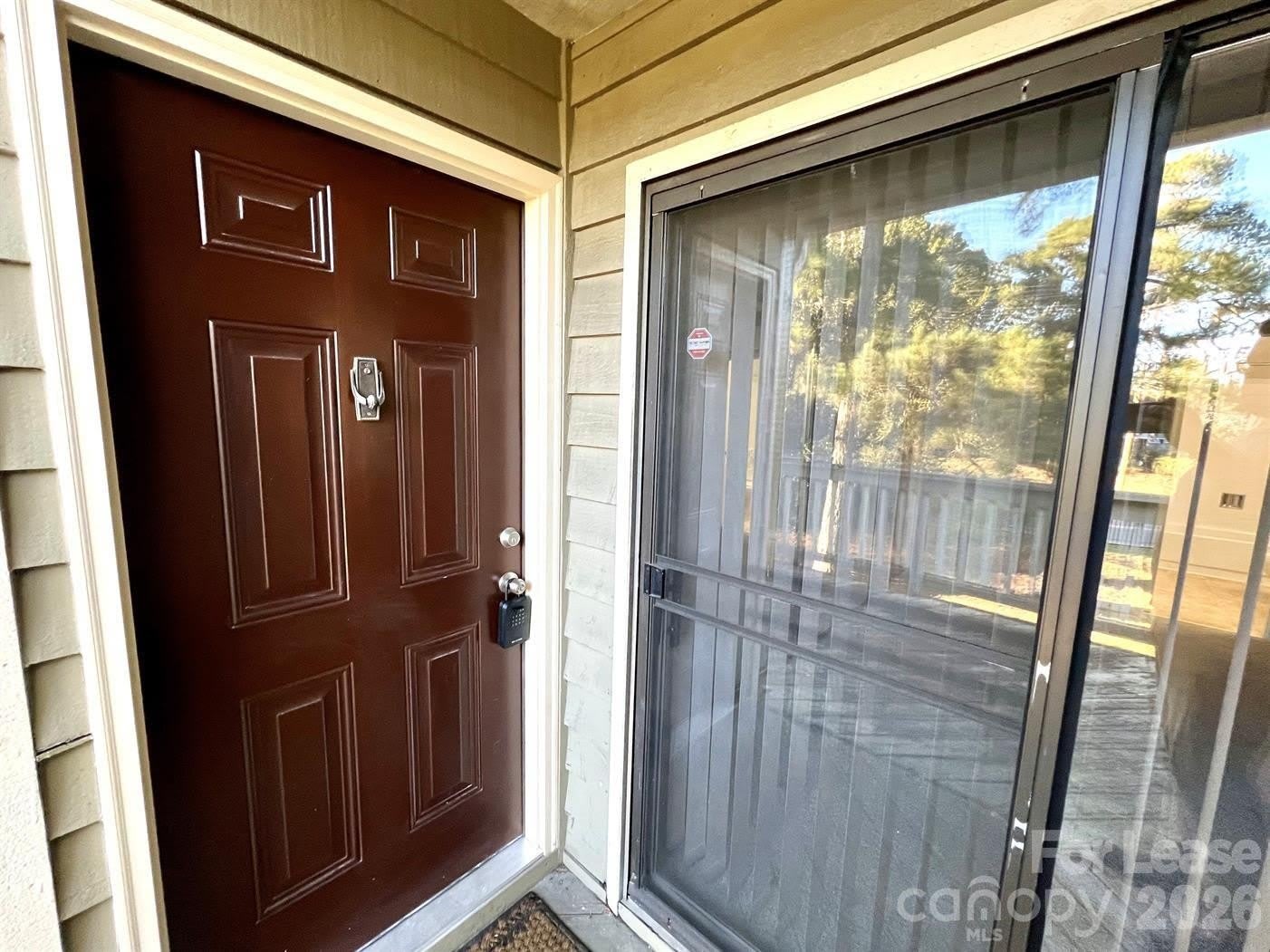 1600 Sharon Road W – photo 2