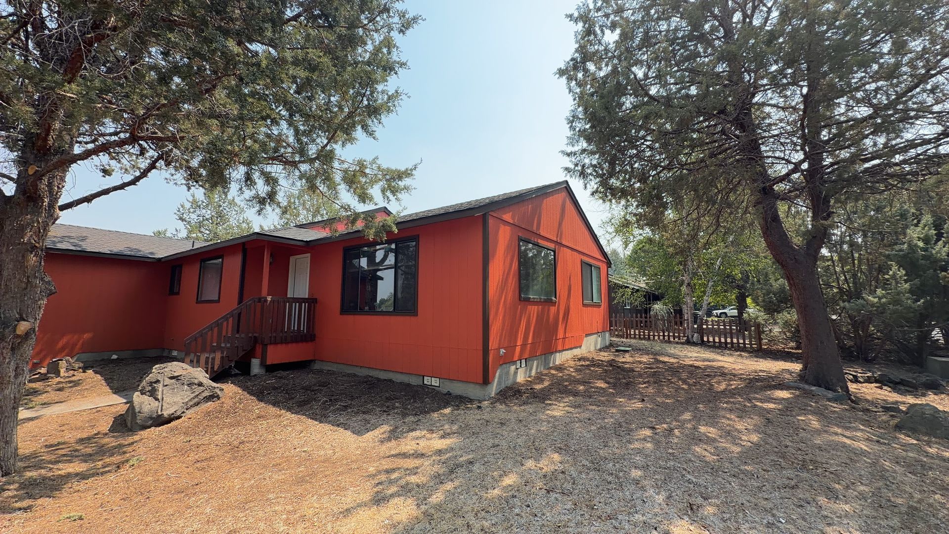 3 Bedroom / 2 Bathroom Home in NE Bend. – photo 2