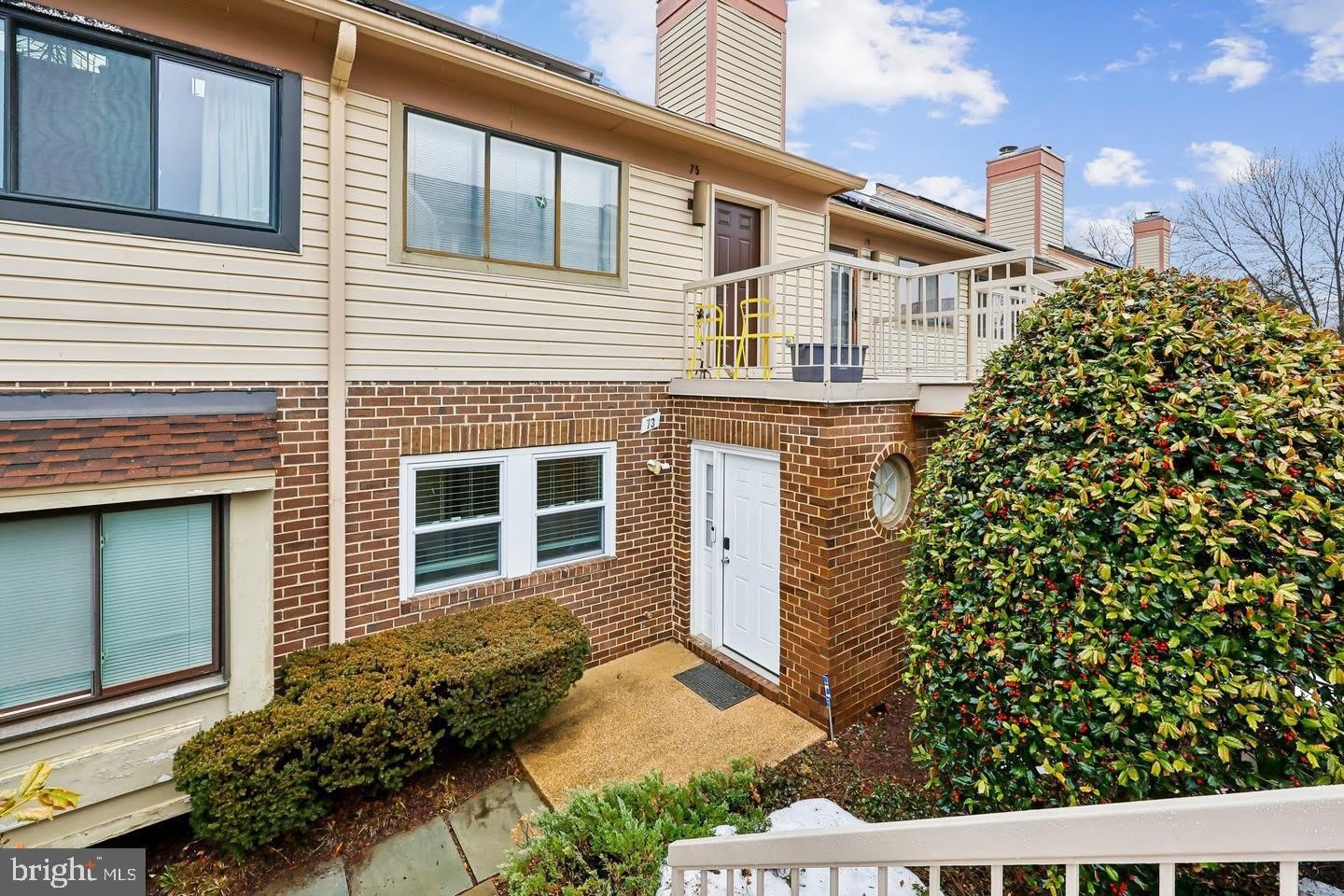 73 HAWTHORNE Court NE – photo 1