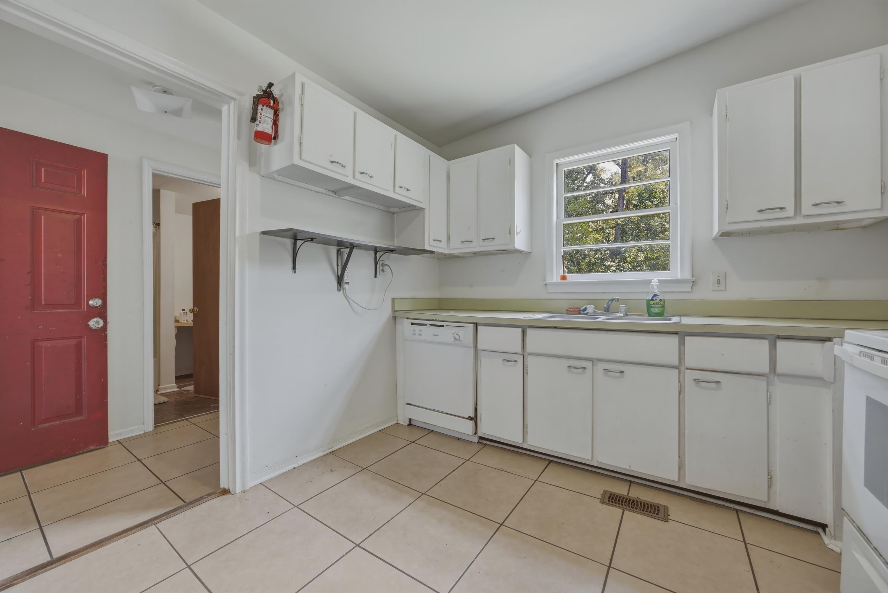1641 Atkamire Drive – photo 3