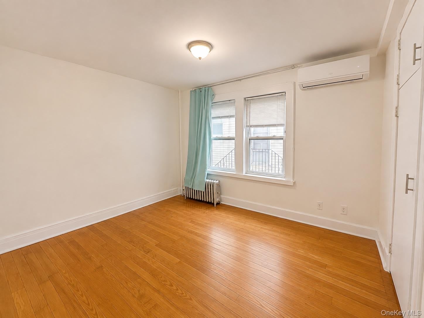 77-18 169th Street – photo 2