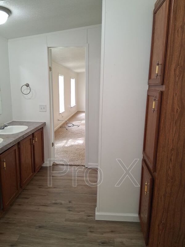 910 Sands Rd – photo 5