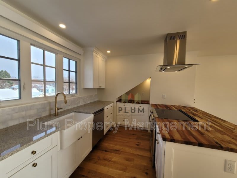 2023 South Higgins Avenue – photo 5