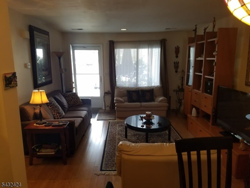 13 Ray Ct – photo 3