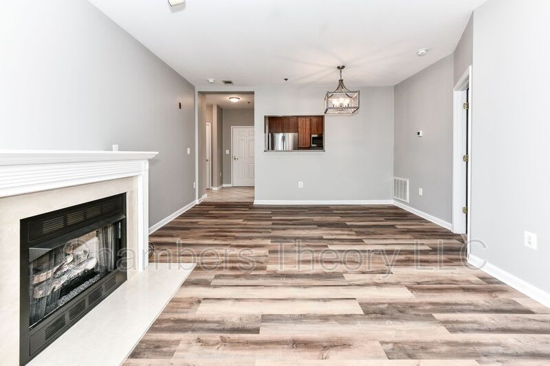 1851 Stratford Park Pl – photo 4