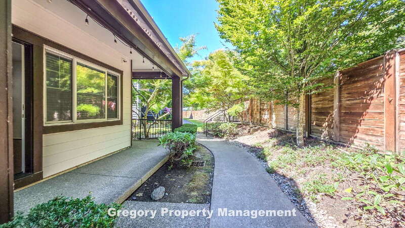 10394 157th Pl NE – photo 5