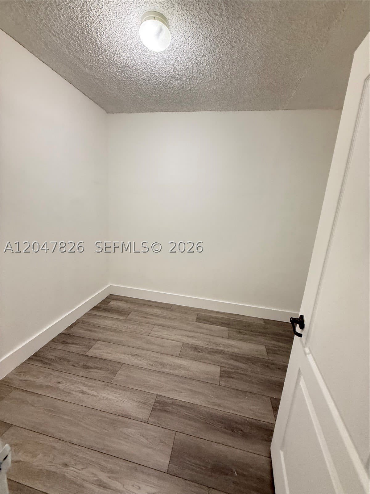 9367 Fontainebleau Blvd – photo 2