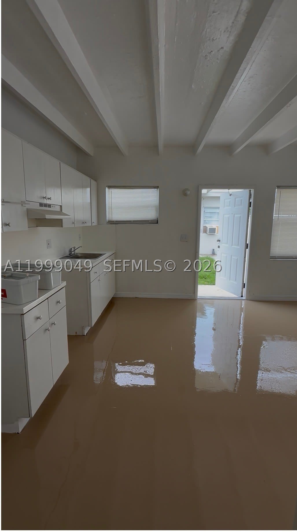 320 Sw 11Th Ave – photo 3